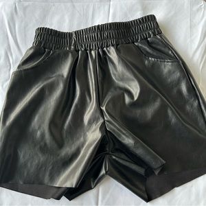 Elastic Waist Black Faux Leather Shorts for Women with Pockets Size S